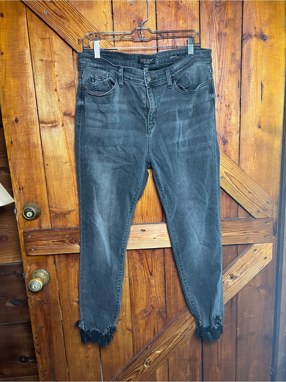 Judy Blue Washed Black High-Rise Ankle Jeans with Frayed Hem